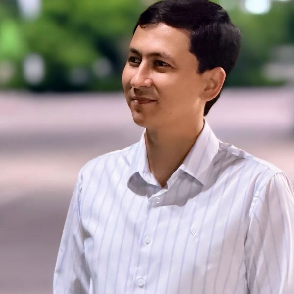 Ejemjan ýada düşýär kapak görseli